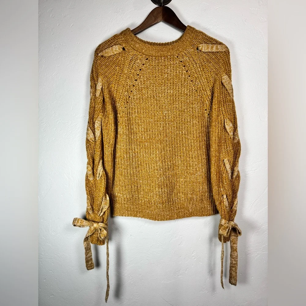 💛Love Tree Mustard Braided Sleeve Sweater Coquette Cozy Warm Size Medium‎ - Picture 3 of 11